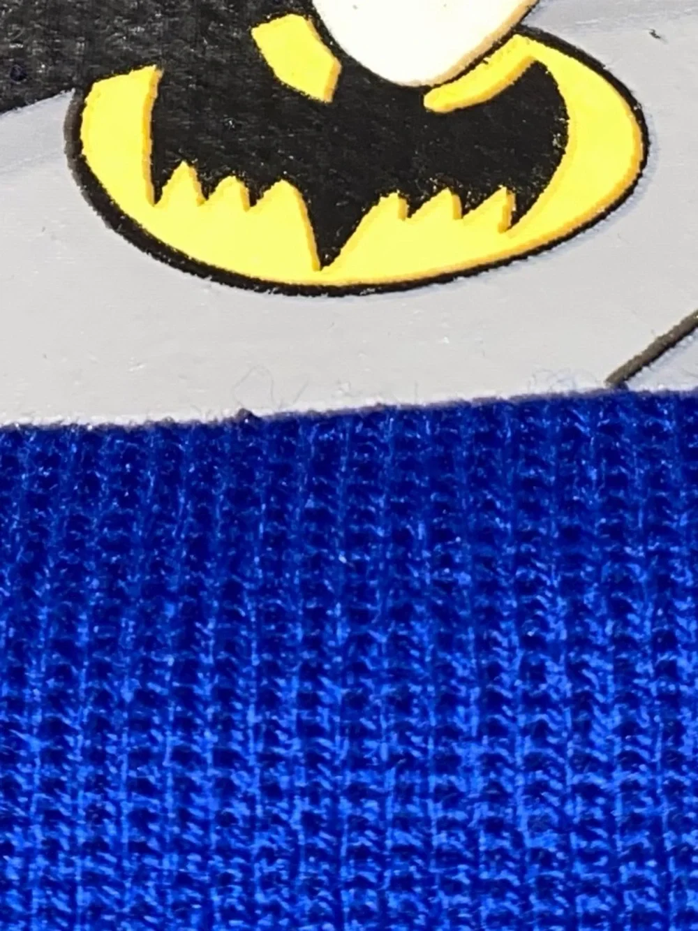 DC Comics Boys Batman Winter Beanie Hat & Mittens Gloves Set Blue Yellow OS